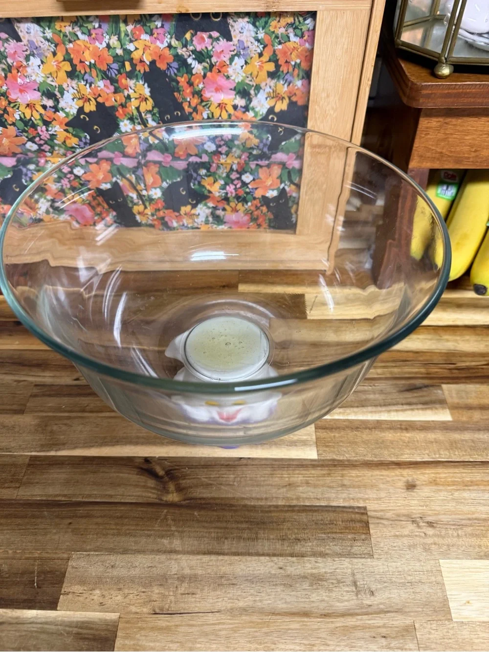 Adorable glass & ceramic ghost pedestal Halloween treat bowl candy